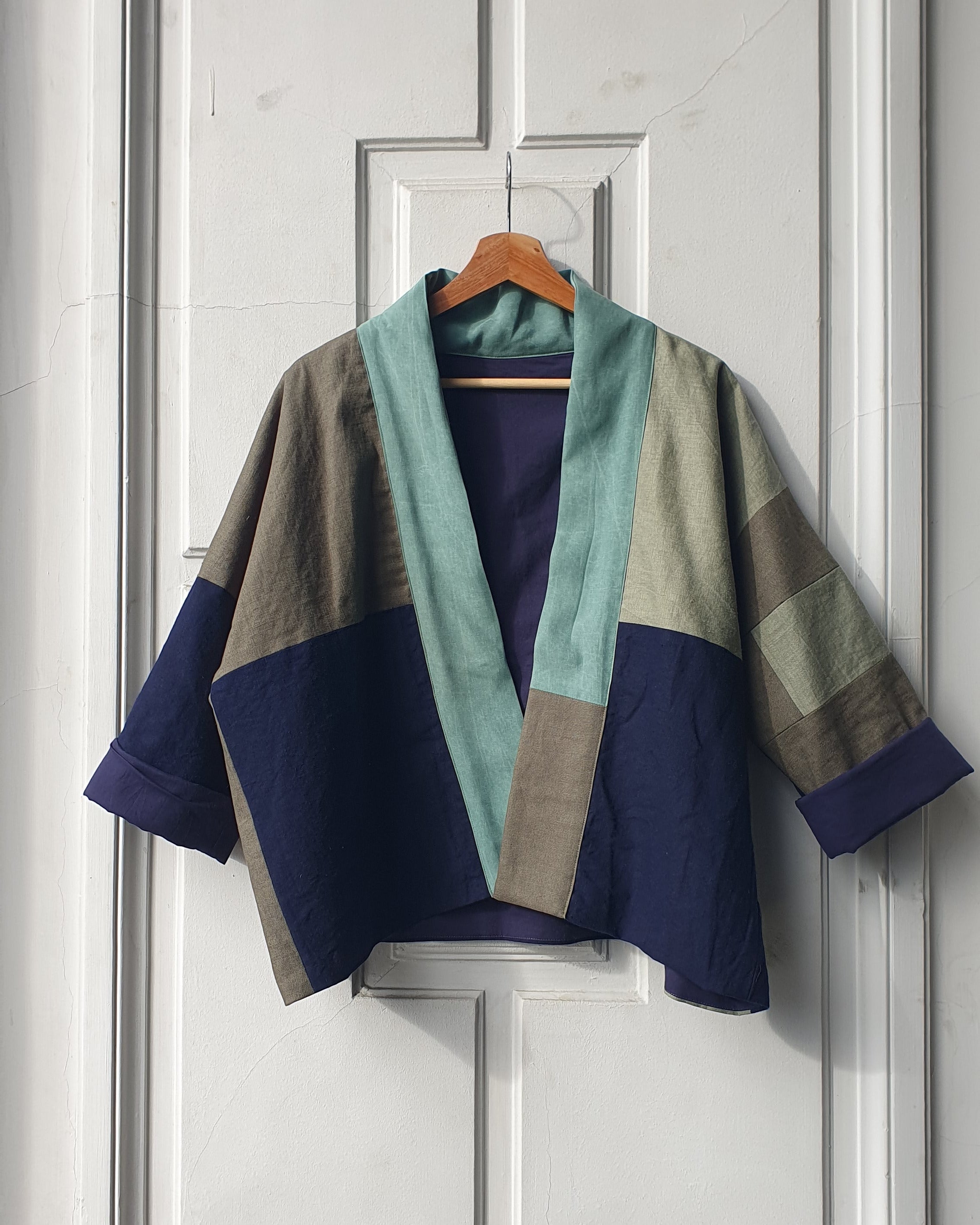 Unique handcrafted patchwork Haori Kimono jacket in cotton, in colors blue and green and turquoise. 